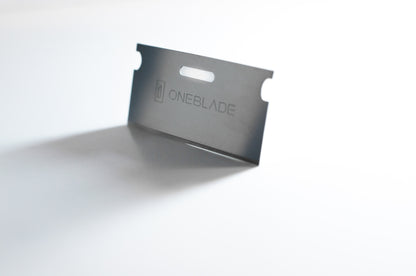 OneBlade HiCarbon SE 専用替刃 斜め前ブレード クローズアップ
